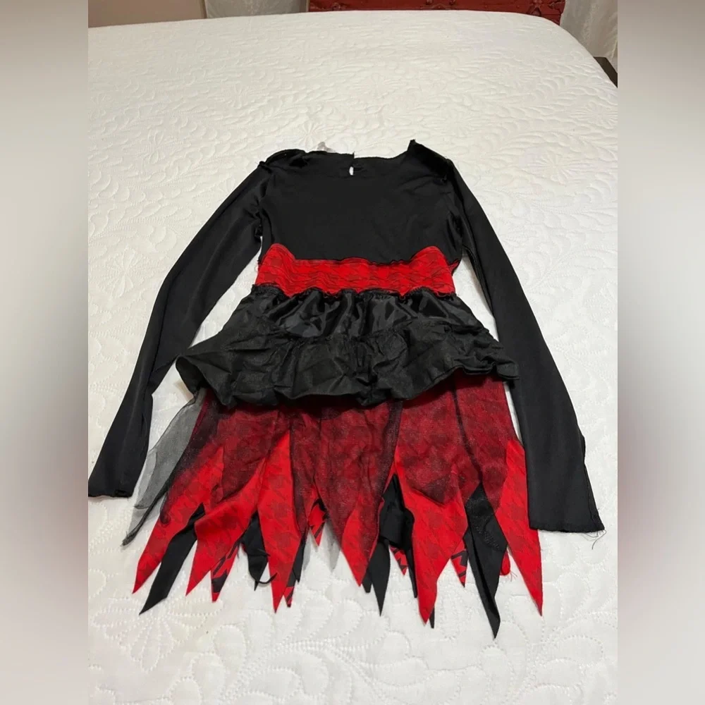 Black and Red Long Sleeve Dress